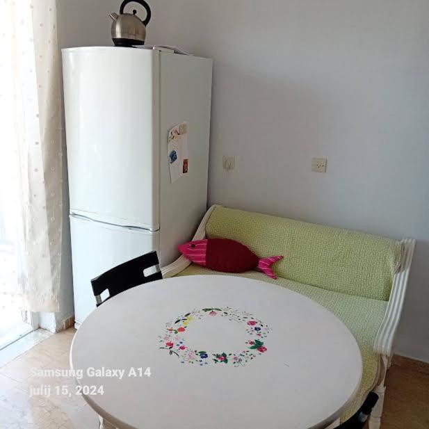Acharavi Apartment Ахарави Екстериор снимка